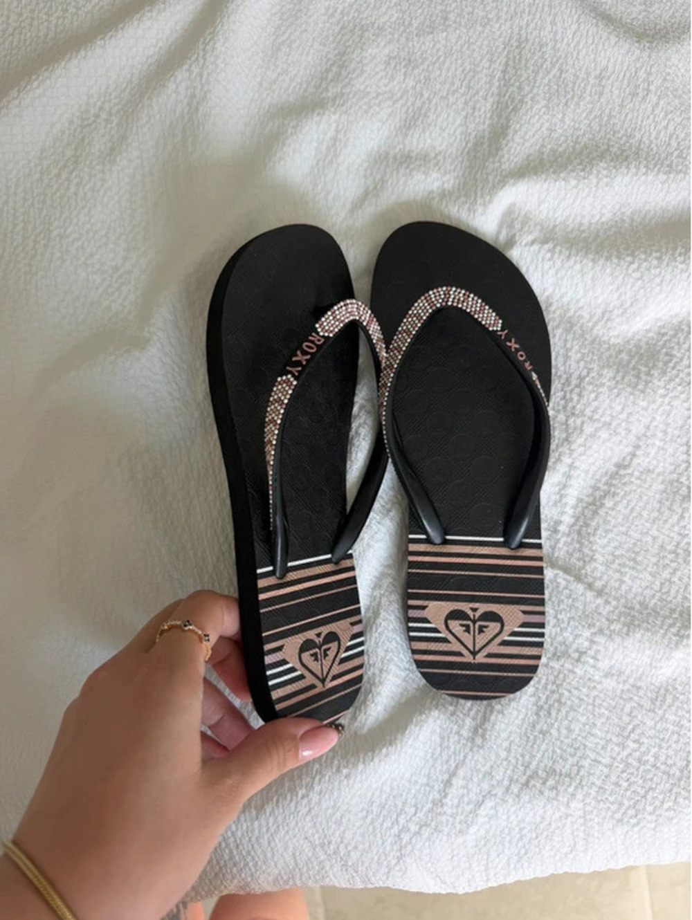 Roxy flip flops - Picture 2 of 3
